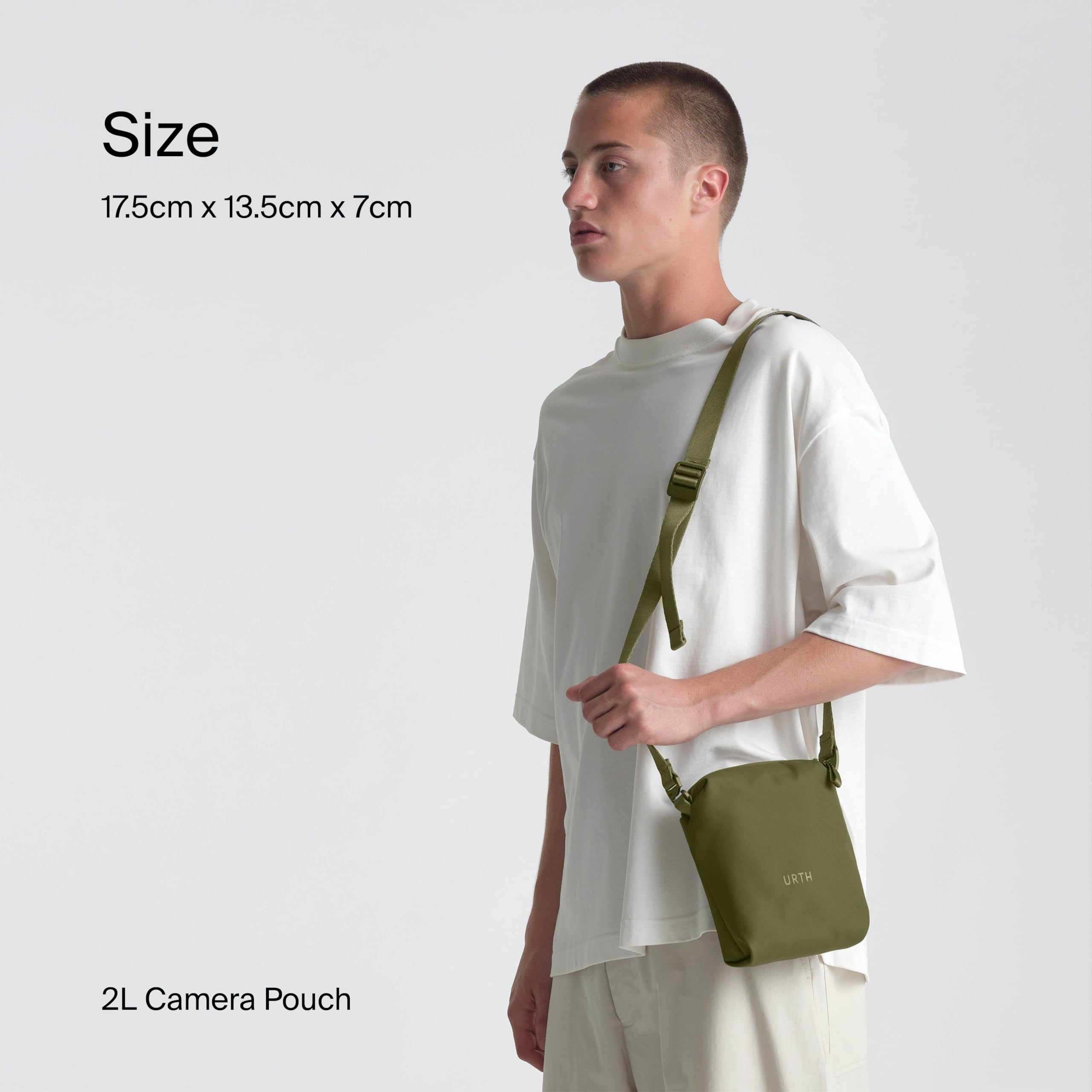 Urth Andesite 2L Photography Camera Pouch - Water Resistant, Recycled, Small Digital Camera & Daily Essentials Crossbody Bag in Green - Image 7