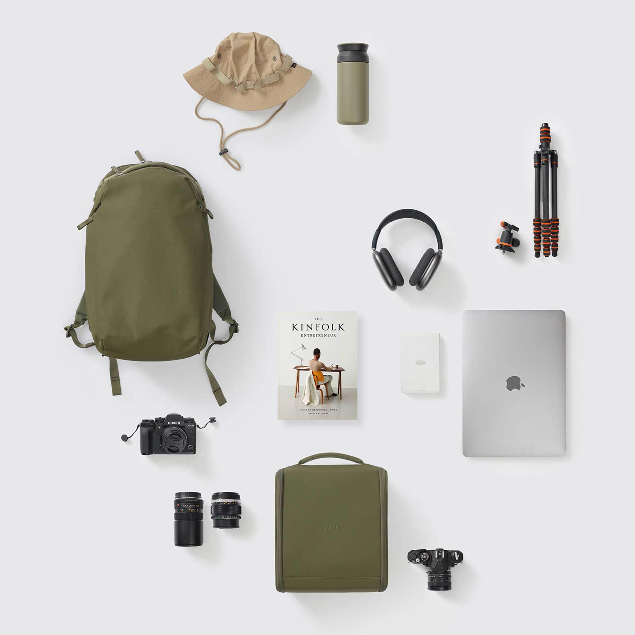 Urth Norite 24L Modular Backpack + 11.3L Camera Insert - Water Resistant, Anti-Theft, Recycled Bag for DSLR/SLR/Mirrorless, 13-16 Inch Laptop in Green - Image 10